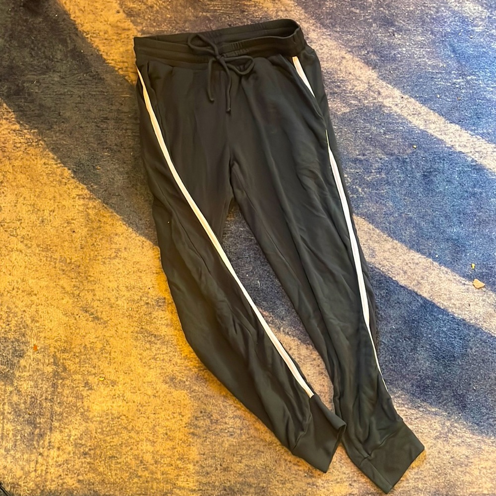 Revolve fleece warm joggers by Vimmia